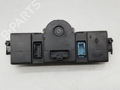 AC-Styringsenhed/Manøvreenhed RENAULT MEGANE II (BM0/1_, CM0/1_) 1.5 dCi (BM0F, BM0T, BM2B, CM0F, CM0T) | BP29957694I5