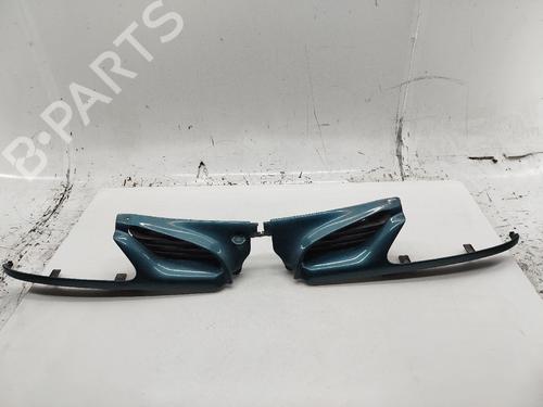 Gitter für RENAULT SCÉNIC I MPV (JA0/1_, FA0_) 1.4 16V (JA0D, JA1H, Ja0W, JA10) (95 hp) 29957730