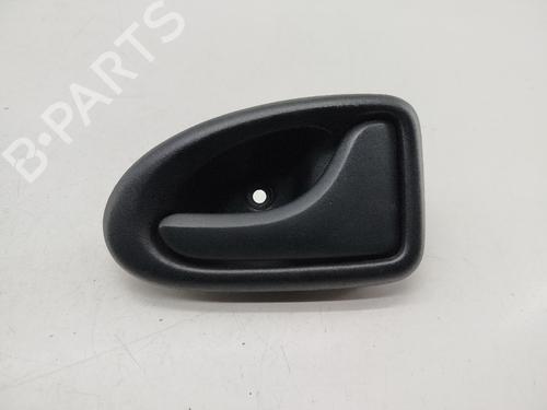 Used Rear right interior door handle RENAULT SCÉNIC I MPV (JA0/1_, FA0_) 1.4 16V (JA0D, JA1H, Ja0W, JA10) (95 hp) 29970901
