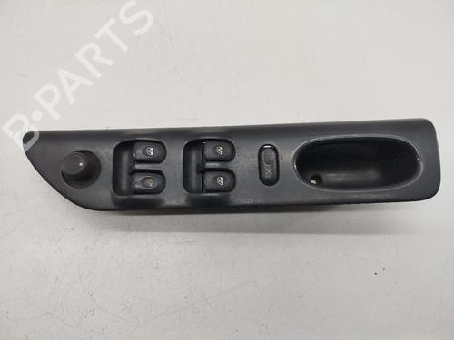 Used Left front window switch RENAULT LAGUNA I (B56_, 556_) [1993-2002]  29973587
