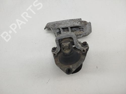 Used Engine mount RENAULT LAGUNA I (B56_, 556_) [1993-2002]  29973596