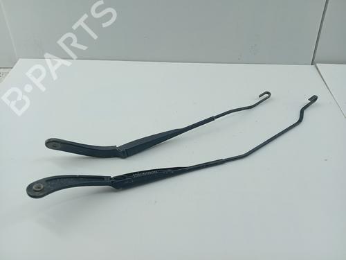 Used Front windshield wiper arm Front windshield wiper arm RENAULT MEGANE II (BM0/1_, CM0/1_) 1.5 dCi (BM0F, BM0T, BM2B, CM0F, CM0T) (82 hp) 29973597 29973597