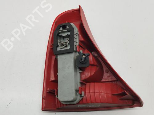 Feu arrière droit RENAULT CLIO II (BB_, CB_) 1.2 16V (BB05, BB0W, BB11, BB27, BB2T, BB2U, BB2V, CB05,... | BP29983639C35