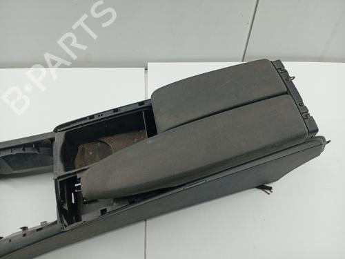 Armrest / Center console MERCEDES-BENZ C-CLASS (W204) C 220 CDI (204.002) | BP30089905I20 