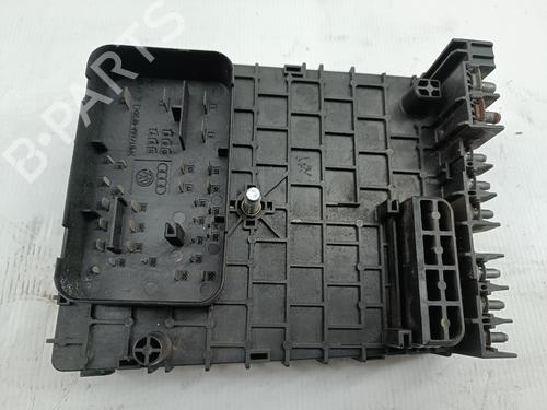 Used Fuse box VW PASSAT B5.5 Variant (3B6) [2000-2005]  30272131