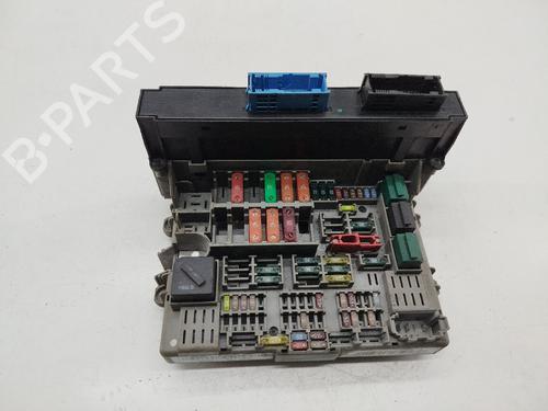 Used Fuse box BMW 1 (E87) [2003-2013]  30272415