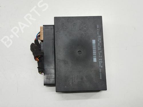 Fuse box VW POLO IV (9N_, 9A_)  | BP30272479E1 