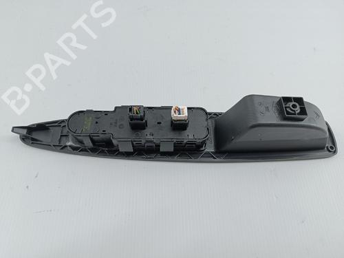 Used Left front window switch CITROËN C4 Coupe (LA_) 1.6 HDi (90 hp) 30272654