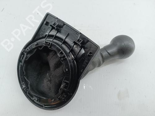 Used Shift knob CITROËN C4 Coupe (LA_) 1.6 HDi (90 hp) 31254176