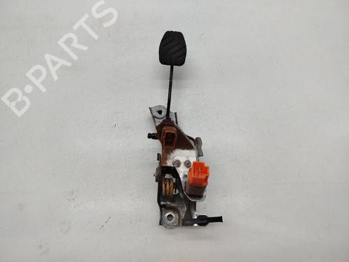 Used Clutch pedal NISSAN MICRA V (K14) [2016-2025]  30278251
