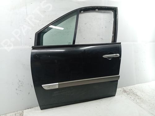 Used Left front door RENAULT GRAND SCÉNIC II (JM0/1_) 1.6 (113 hp) 30297876