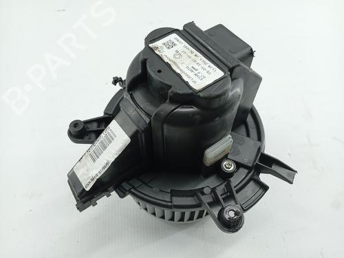 Used Heater blower motor PEUGEOT 5008 II (MC_, MJ_, MR_, M4_) [2016-2025]  30302328