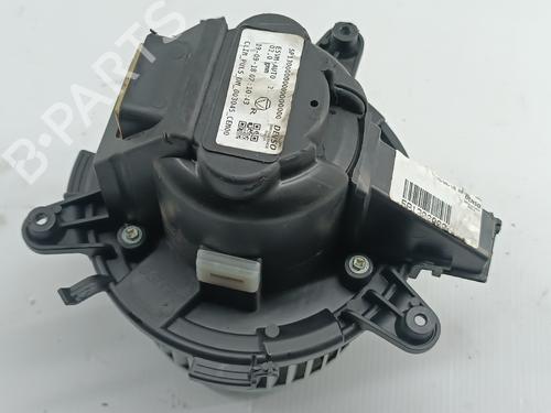Used Heater blower motor PEUGEOT 3008 II SUV (MC_, MR_, MJ_, M4_) 1.2 THP/ PureTech 130 (MRHNSM, MRHNSU, MRHNSJ, MRHNYW,... (131 hp) 30302329