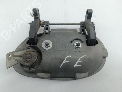 Używane Klamka zewnętrzna drzwi przednich lewych OPEL CORSA C (X01) 1.2 (F08, F68) (75 hp) 30363722