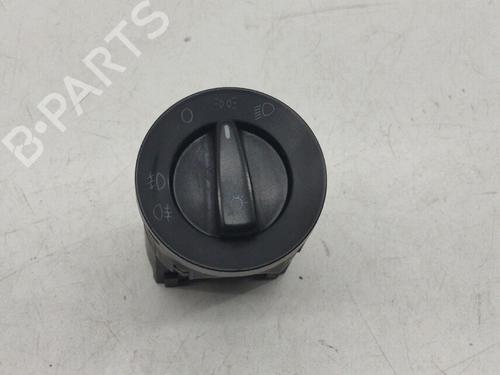 Used Headlight switch VW POLO III (6N1) [1994-1999]  30364748