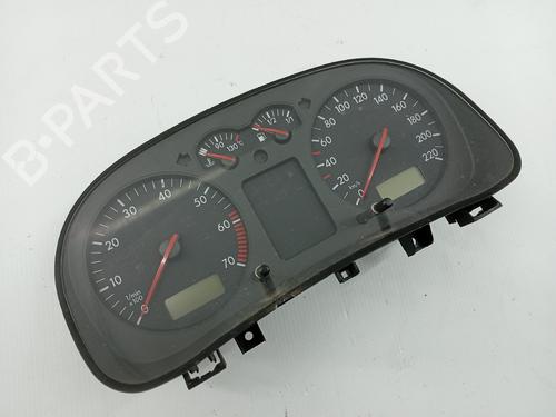 Used Instrument cluster VW GOLF IV (1J1) 1.4 16V (75 hp) 30536569