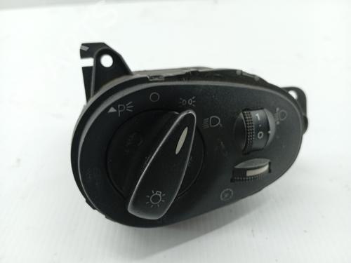 Commutateur FORD FOCUS I (DAW, DBW) 1.8 TDCi (115 hp) 30645319