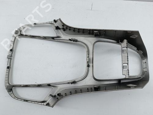 BP30647918O1 main image