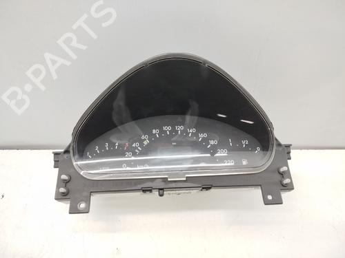 Used Instrument cluster MERCEDES-BENZ A-CLASS (W168) A 170 CDI (168.008) (90 hp) 30649611