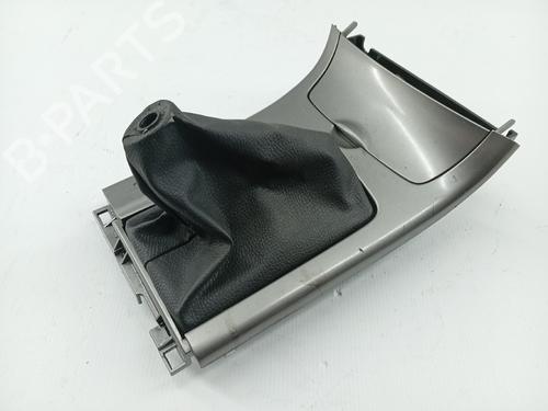 Instrumentbræt MAZDA 6 Hatchback (GG) [2002-2008]  30698487