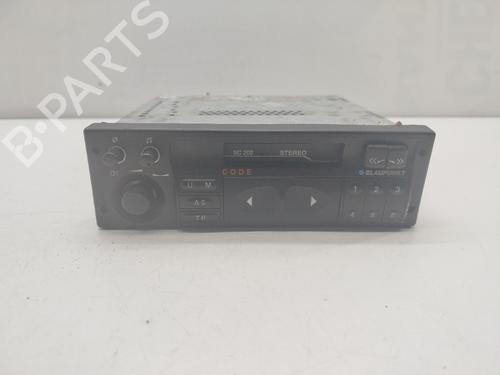Used Radio OPEL ASTRA F Estate (T92) 1.7 D (F35, M35) (57 hp) 30833206