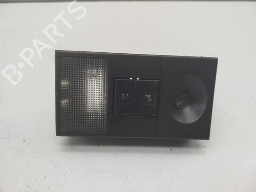 Używane Lampa oświetlenia wnętrza RENAULT 19 I Chamade (L53_) 1.2 (54 hp) 30833213