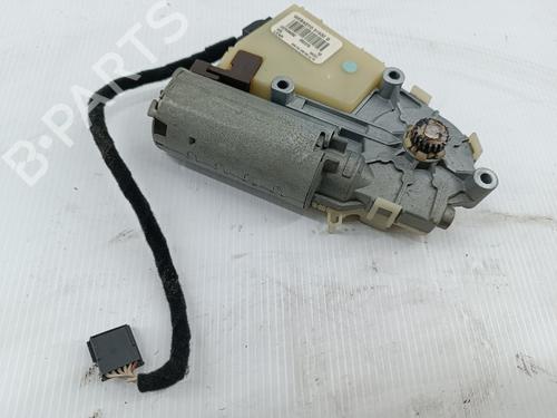 Schiebedachmotor für SKODA FABIA I (6Y2) [1999-2008]  30835714