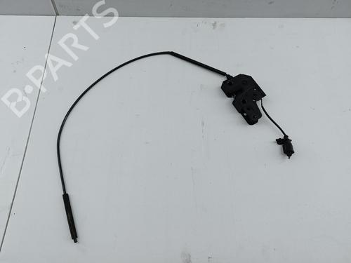 hjelmlås VW POLO IV (9N_, 9A_) 1.2 12V (69 hp) 30837163