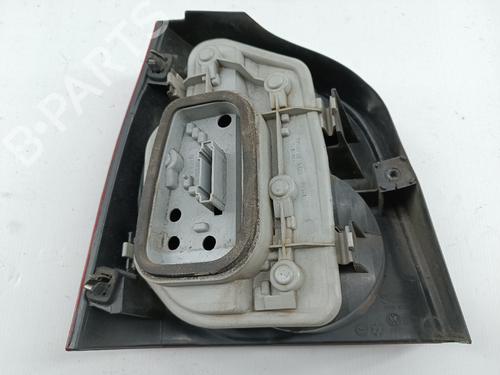 Høyre baklys Høyre baklys VW POLO IV (9N_, 9A_) 1.2 12V (69 hp) 30838355 30838355