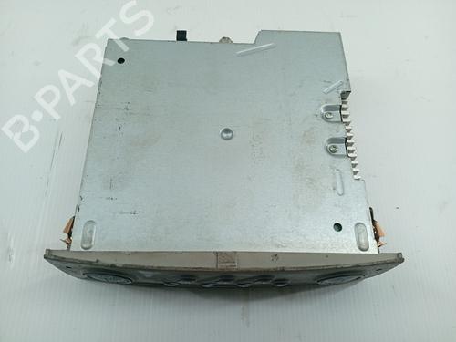 Autoradio RENAULT SCÉNIC II (JM0/1_) 1.5 dCi (JM1E, JM16) (106 hp) 30839582