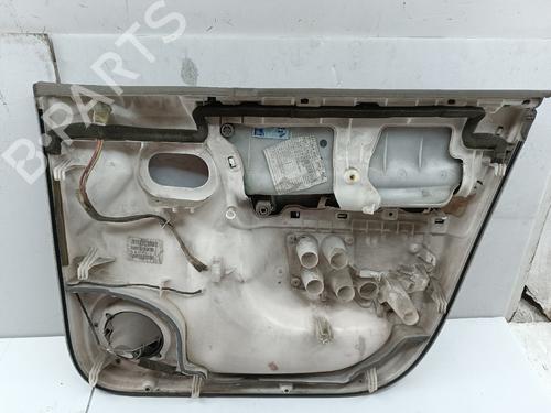 Używane Tapicerka drzwi przednich lewych RENAULT SCÉNIC II (JM0/1_) 1.5 dCi (JM1E, JM16) (106 hp) 30850584