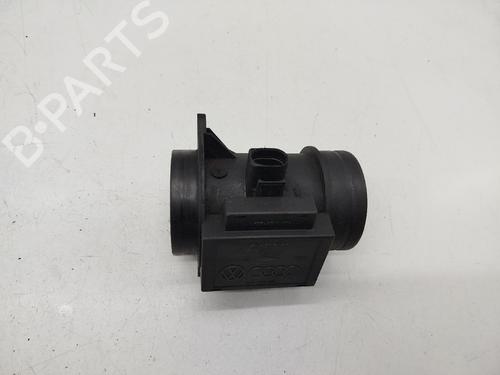 Używane Przepływomierz masowy powietrza AUDI A4 B5 (8D2) [1994-2001]  30909983