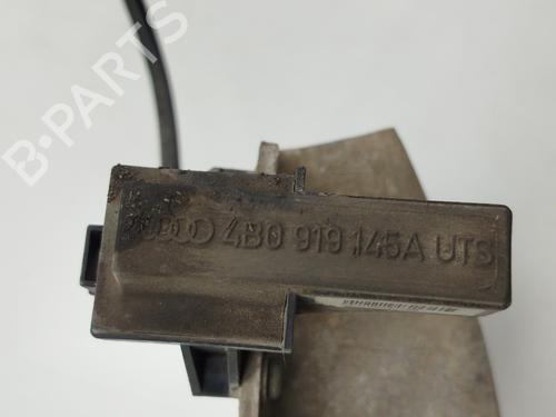 Wzmocnienie zderzaka tylnego AUDI A4 B6 Avant (8E5) | BP30913625C73