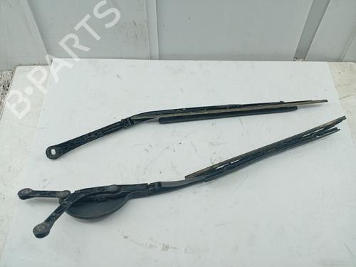 Front windshield wiper arm BMW 5 (E39) 530 d | BP30939039C143 