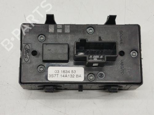 Left front window switch FORD MONDEO III Saloon (B4Y) 2.0 TDCi | BP30967432I27 