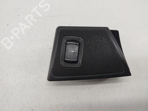 Used Right front window switch SKODA OCTAVIA I (1U2) 1.4 16V (75 hp) 30970708