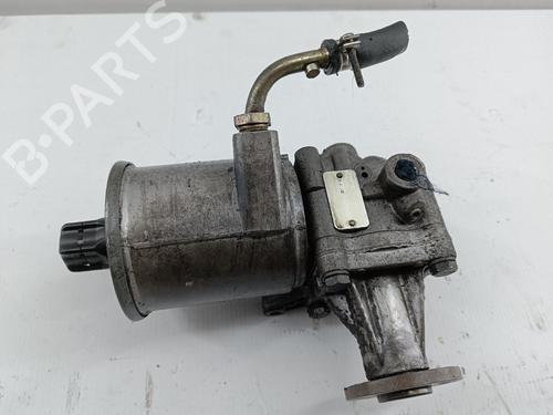 Used Steering pump MERCEDES-BENZ 190 (W201) D 2.0 (201.122) (72 hp) 31023299