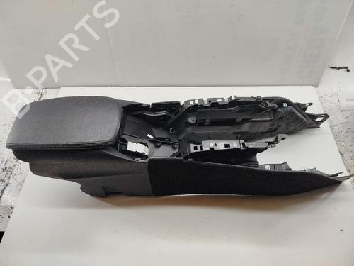 Used Armrest / Center console CITROËN DS5 2.0 HDi 200 Hybrid4 All-wheel Drive (200 hp) 31254238