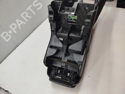 Armlæn CITROËN DS5 2.0 HDi 200 Hybrid4 All-wheel Drive | BP31254238I20