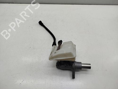 Used Brake master cylinder CITROËN DS5 2.0 HDi 200 Hybrid4 All-wheel Drive (200 hp) 31023336