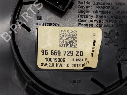 Other CITROËN DS5 2.0 HDi 200 Hybrid4 All-wheel Drive | BP31042771O1 