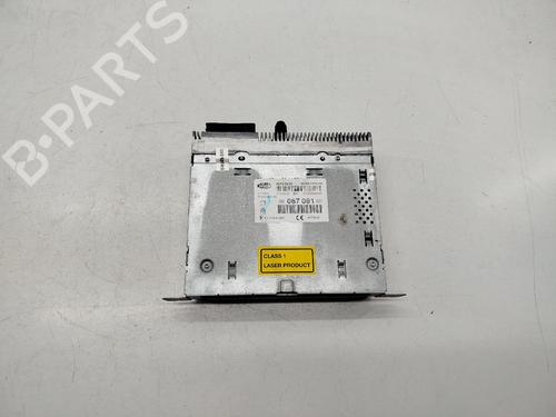 Used Radio CITROËN DS5 2.0 HDi 200 Hybrid4 All-wheel Drive (200 hp) 31051856