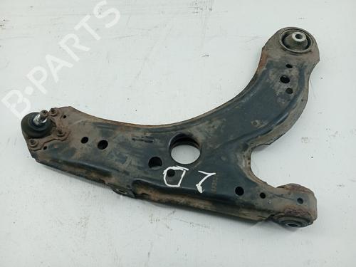 Used Right front suspension arm VW NEW BEETLE Convertible (1Y7) 1.9 TDI (105 hp) 31065744