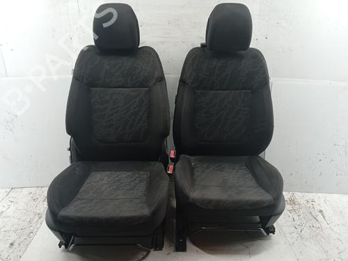Right front seat PEUGEOT 3008 I MPV (0U_)  | BP31071064C16 