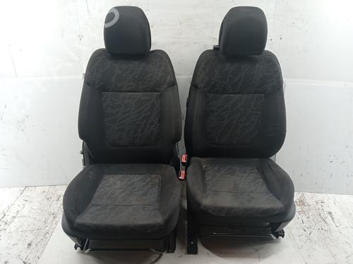 Right front seat PEUGEOT 3008 I MPV (0U_)  | BP31071064C16 