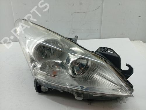 Używane Lampa przednia prawa PEUGEOT 3008 I MPV (0U_) [2009-2017]  31118155