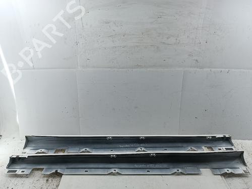 Lastra laterale destra MERCEDES-BENZ A-CLASS (W177) [2018-2026]  31254330