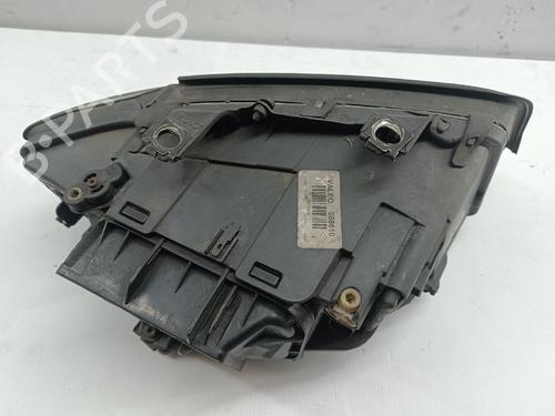 Faro sinistro AUDI A4 B6 Avant (8E5) 1.8 T (163 hp) 31254363