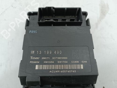 Fuse box OPEL VECTRA C Estate (Z02) | BP31254454E1