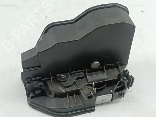 Højre fortil lås BMW 3 Touring (E91) 320 d (163 hp) 31308636